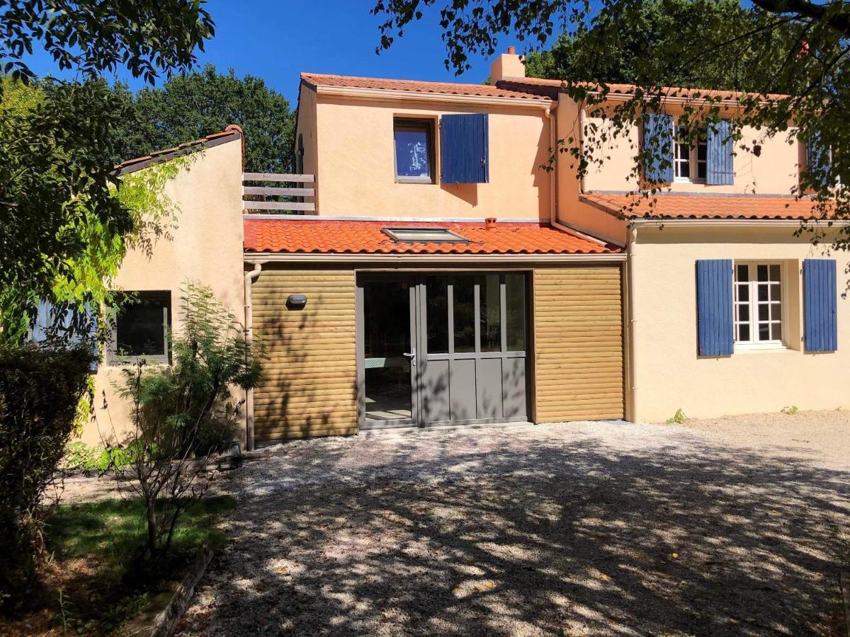 Maison Charmante Avec Piscine Privee A Saint-Georges-De-Pointindouxc Екстер'єр фото